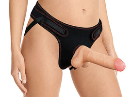 Ingen Easy Strap On Set 7.5" - Pênis com Cinta Ingen Easy Strap On Set 7.5" - Pênis com Cinta