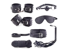 7 Pieces Bondage Set - Kit fetiche dominação