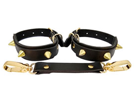 Algemas Hard com Spikes Dourados